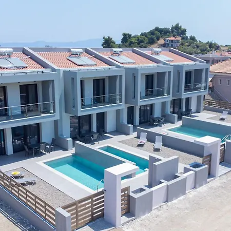 Dama Maisonettes By Rentalspro - Halkidiki アパート ポリフロノ