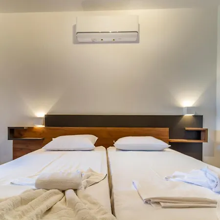 Dama Maisonettes By Rentalspro - Halkidiki Polychrono